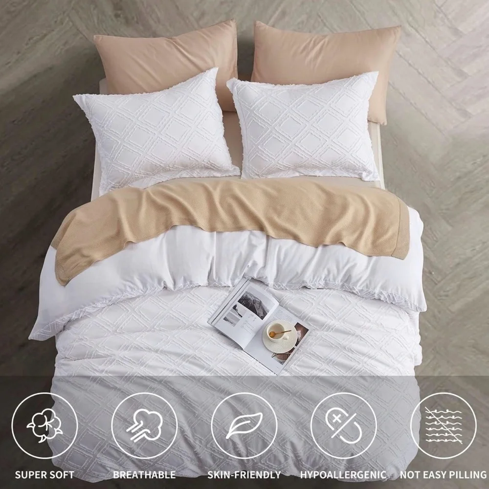 Luxurious White Diamond Pattern Duvet Cover Set